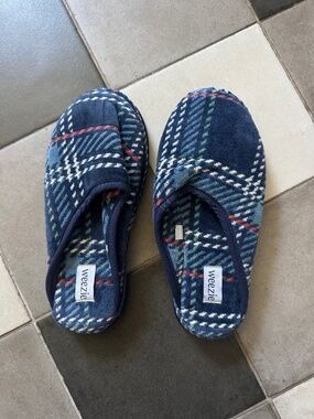 Weezie Slippers
